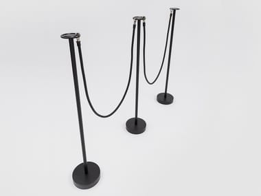 BINCAN - Painted metal crowd control barrier by Danese Milano