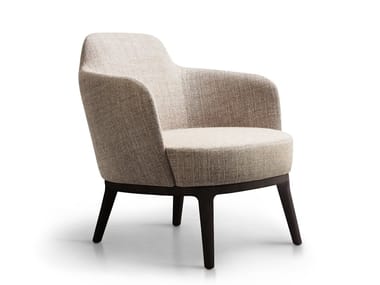 LUCYLLE - Upholstered easy chair with armrests by Lema
