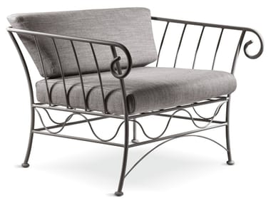 BAHAMAS - Metal garden armchair with armrests by Cantori