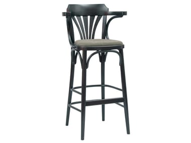 N¡Æ 135 - Stool with integrated cushion with footrest by TON