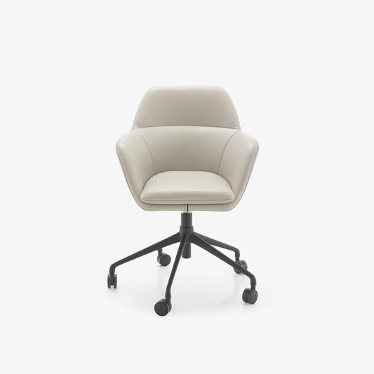Amédée Carver chair base on castors by Ligne Roset