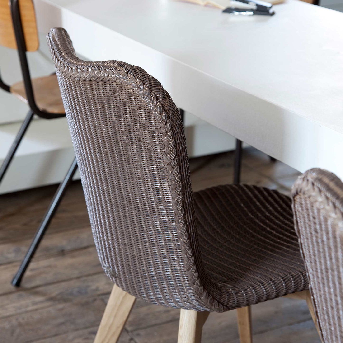 LILY - Dining Chair with Oak Base