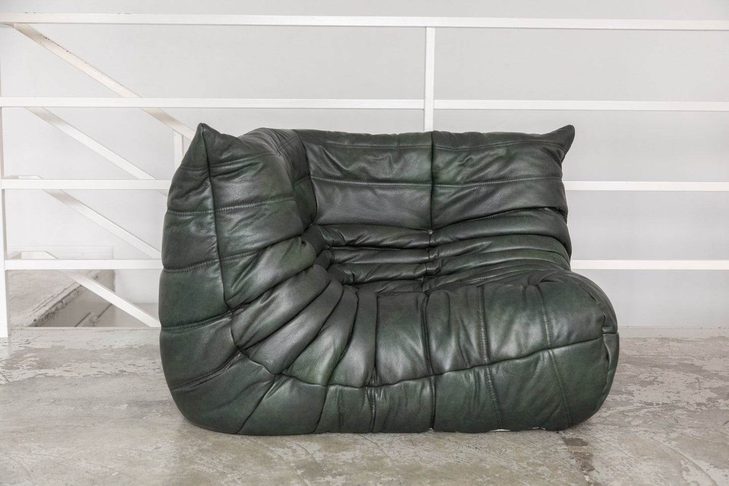 TOGO SMALL SETTEE - 2-Seater Leather Sofa Without Armrests