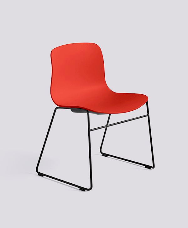 About A Chair AAC 08 by HAY