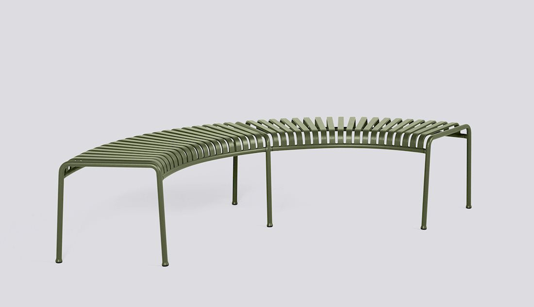 Palissade Park Bench Incl. Middle Leg by HAY