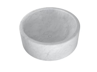 BALNEA - Freestanding round marble bathtub by Salvatori