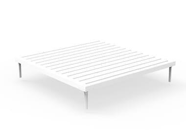 CLEOSOFT-ALU - Low square garden side table by Talenti
