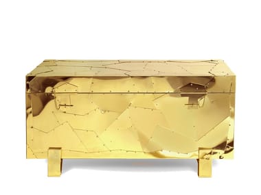 TORTUGA - Wooden storage chest by Boca do Lobo