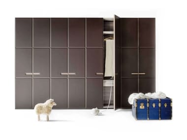 WARM - Custom wardrobe by Lema