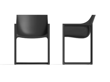 WALL STREET - Sled base garden chair with armrests by Vondom