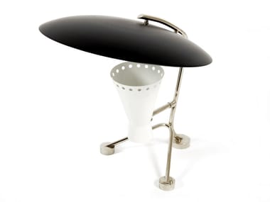 BARRY - Aluminium table lamp with fixed arm by Delightfull
