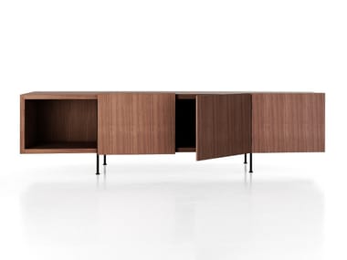 TILLER - Wooden sideboard with doors by Porro