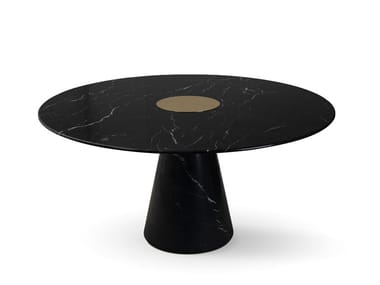 Round table - Round dining table by Essential Home