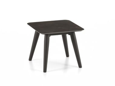 MOON ALU - Square garden side table by Talenti