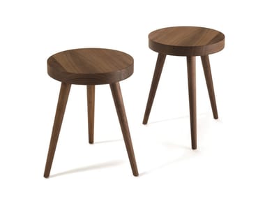 SUSY - Round solid wood coffee table by Riva 1920