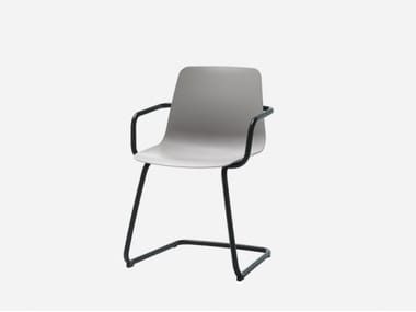 VARYA - Cantilever polypropylene chair with armrests by Inclass