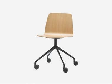 VARYA WOOD - Swivel trestle-based office chair with castors by Inclass