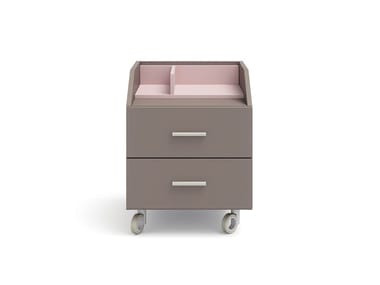 WILSON - Kids' bedside table with drawers with castors by Nidi
